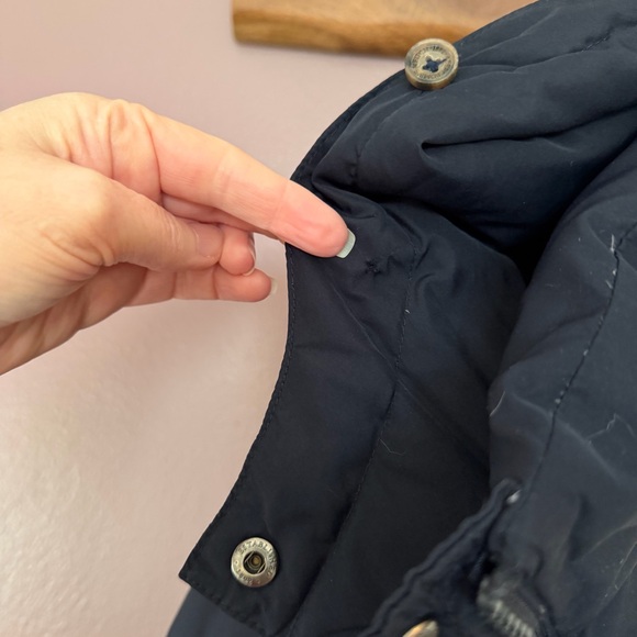 Abercrombie and Fitch Navy Down Winter Puffy Coat - Picture 12 of 13